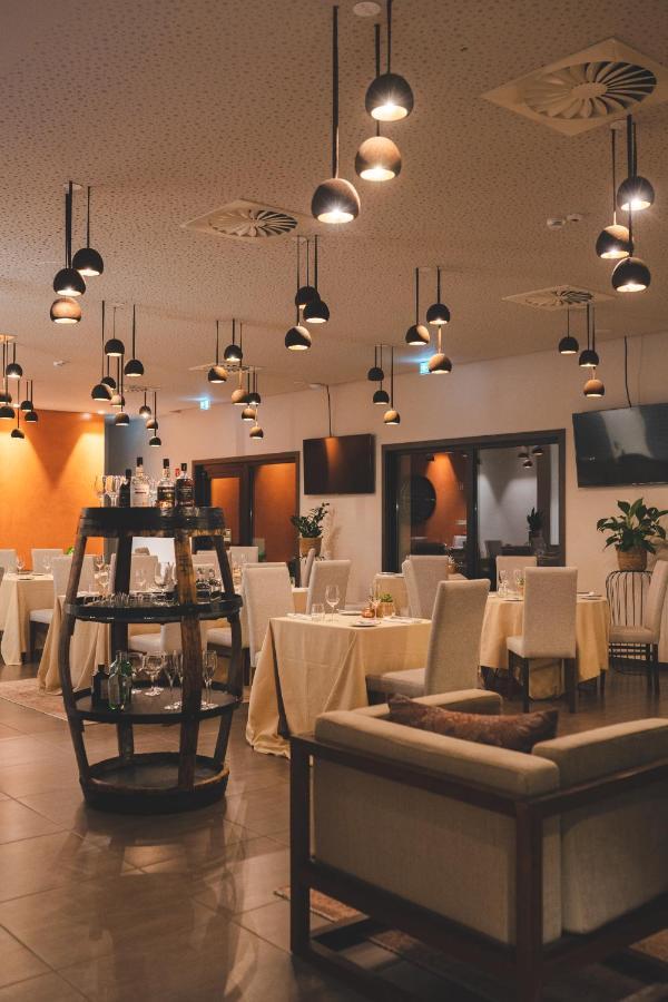 Mw Douro Wine & Spa Santa Marta de Penaguiao Luaran gambar Restaurant