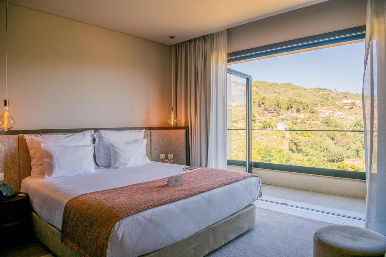 Mw Douro Wine & Spa Santa Marta de Penaguiao Luaran gambar Deluxe room