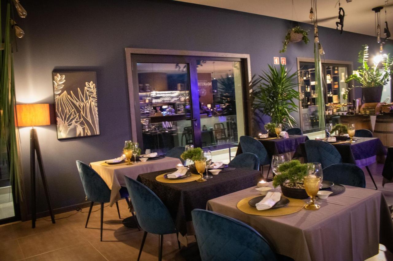 Mw Douro Wine & Spa Santa Marta de Penaguiao Luaran gambar Restaurant in Warsaw