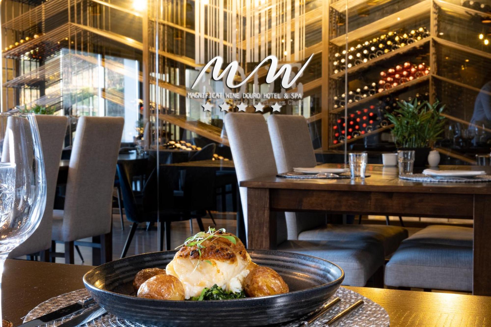 Mw Douro Wine & Spa Santa Marta de Penaguiao Luaran gambar Restaurant New