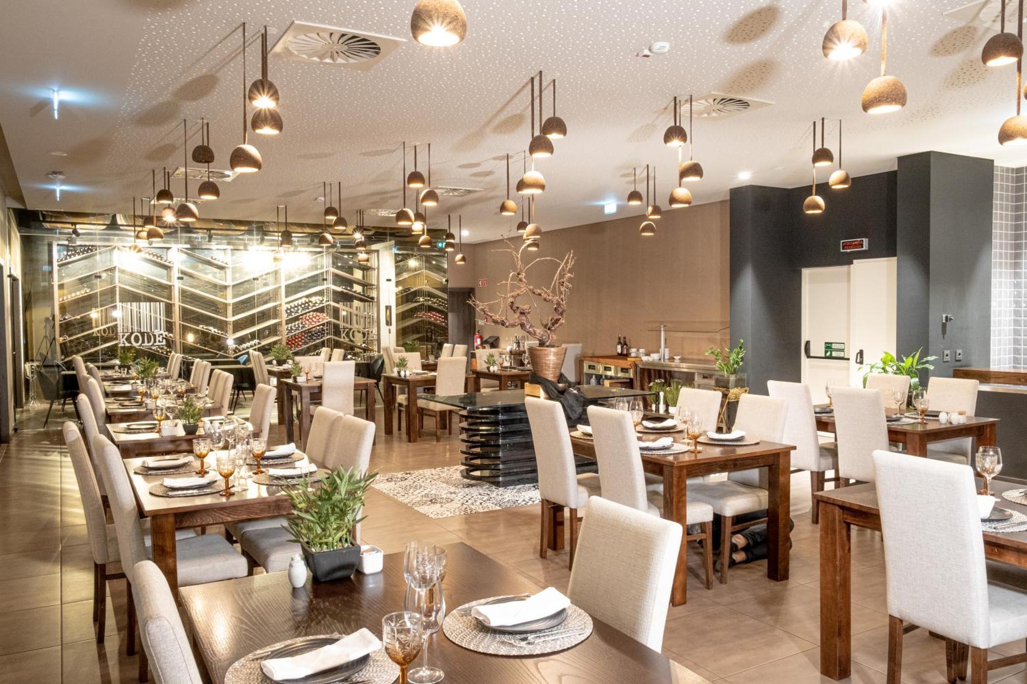 Mw Douro Wine & Spa Santa Marta de Penaguiao Luaran gambar The interior of the restaurant