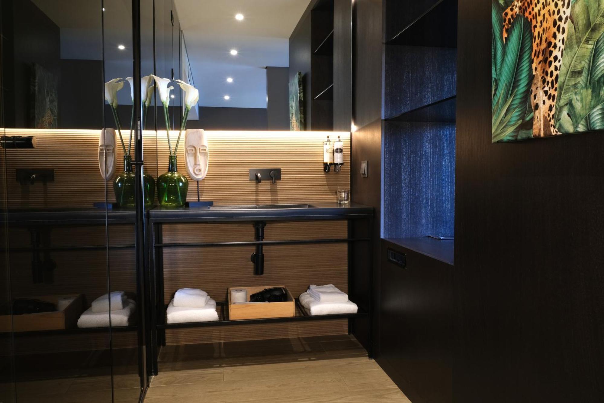 Mw Douro Wine & Spa Santa Marta de Penaguiao Luaran gambar Bathroom